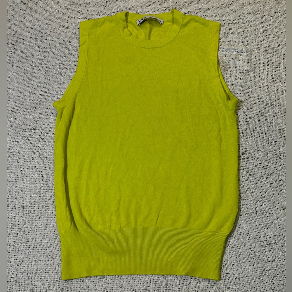 NWOT Zara Sleevless Knit Top in Lime Neon Green Size M